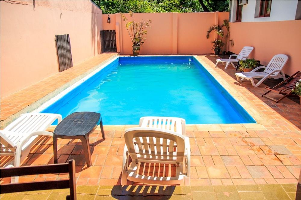 Hotel Tierra Colorada Puerto Iguazu Exterior photo